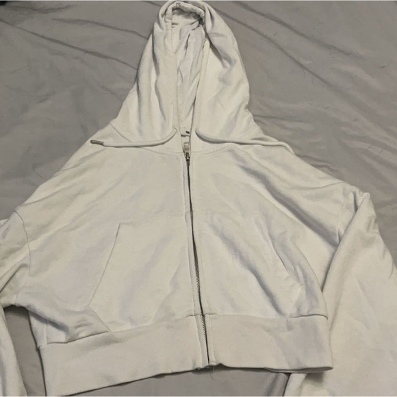 cropped zip up - Picture 3 of 3